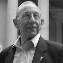 Retrato de Prof. Dr. Shlomo Breznitz